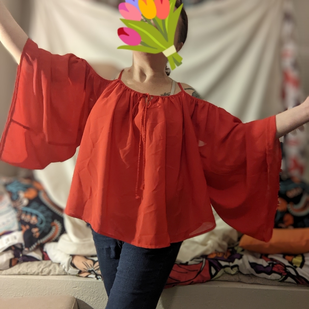 Red silk top, FX You're the Worst. Loose, flowy, bell sleeves, cold shoulder